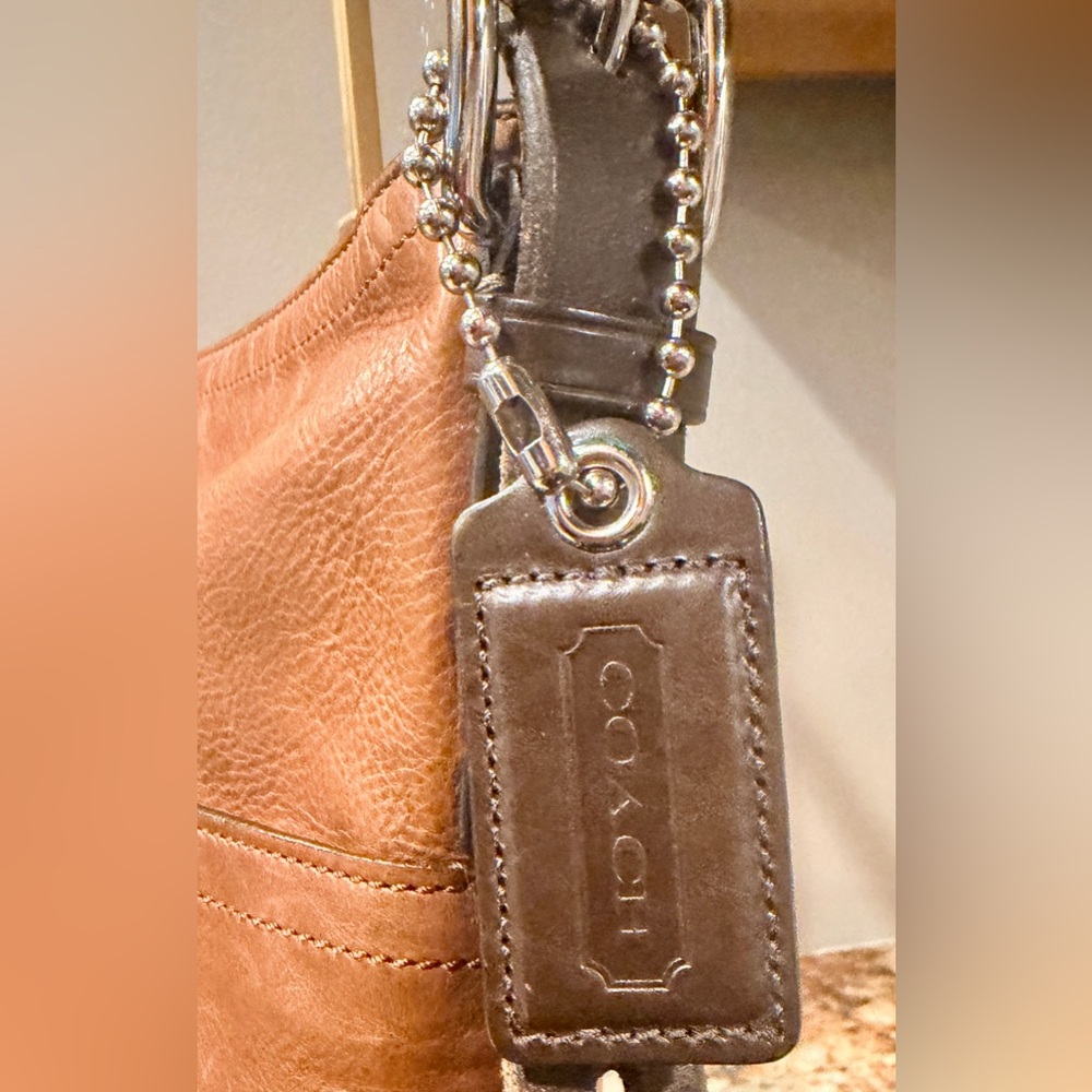 VINTAGE COACH circa 1999 - Picture 3 of 9